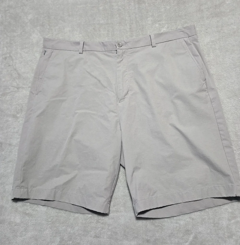 Vineyard Vines Men's On The Go Performance Khaki Shorts Size 40 9